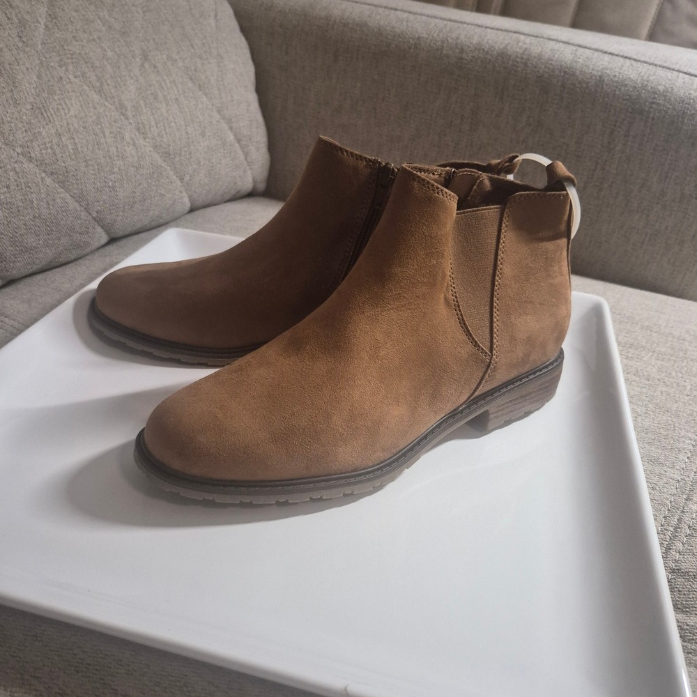 Sonoma Womens Cognac Brown Faux Suede Ankle Booties Chelsea Boots 9.5M